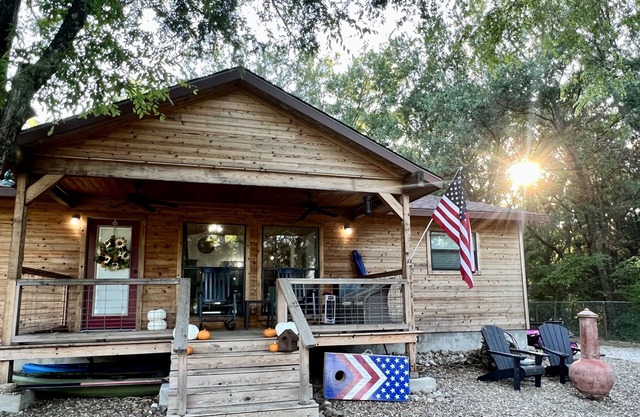 Cozy waterfront cabin w/ gorgeous views, privacy, toys, and ample room to play
