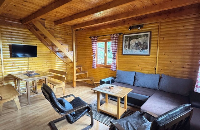 Cozy Wooden Cabin on Tara 1320m Altitude Sleeps 6 Stunning Views