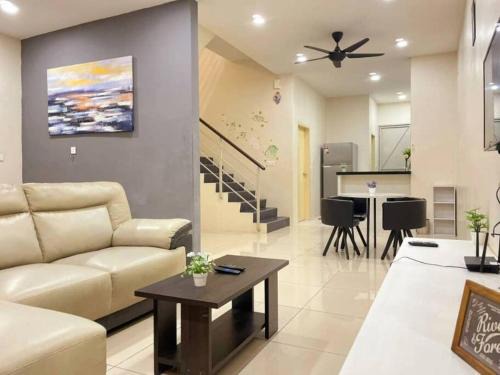 CozyHouse 4ROOM 3BATH ROOM 10PAX`SimpangAmpatTasek