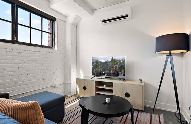 CozySuites NLG - Modern studio condo #26