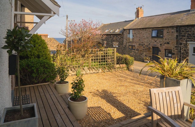 Craster Reach - a family friendly that sleeps 6 guests in 3 bedrooms
