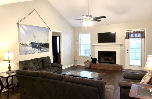 Creekside Hideaway/near Opry Mills/lake/7 mi to DT
