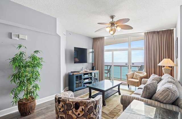 Crescent Keyes Penthouse 18 - 2 Bed/2 Bath Ocean Front Condo - Pools, Hot Tub, & Lazy River