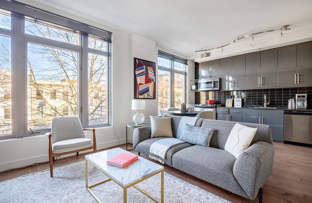 Crisp Logan Circle 1BR w/W/D, Doorman, Gym, nr. Metro by Blueground