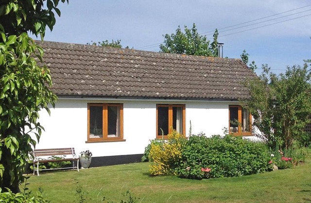 Crofters - Three Bedroom House, Sleeps 6