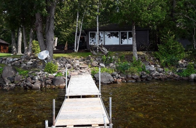 Crowe Lake Cottage