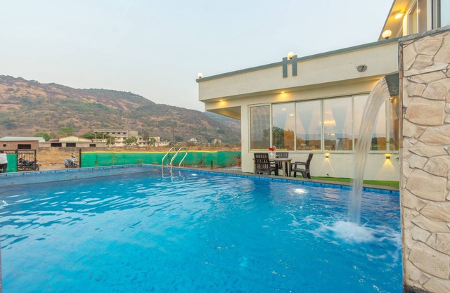 Crown Villa by Ebony Stays – Royal 3BHK Stay in Lonavala with Comfort