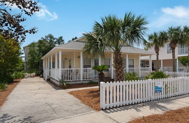 ☀Crystal Beach~Community Pool~Pet Friendly~3BR Our Summer House🌅