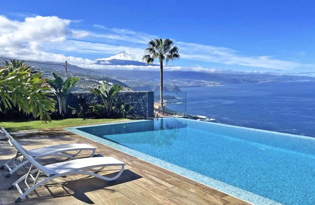 Crystal Ocean Villa located in a privileged place