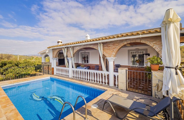 Cubo's Finca Micaela/private pool/air conditioning/free Wi-Fi