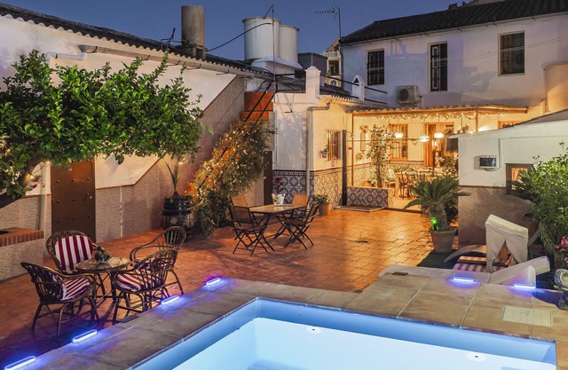 Cubo's Noches de Luna Casabermeja House/city center/community pool/free Wi-Fi