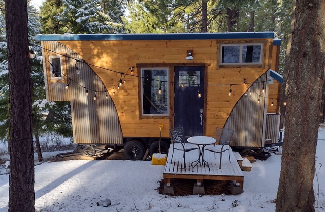 Custom Tiny Home on 10 wooded acres
