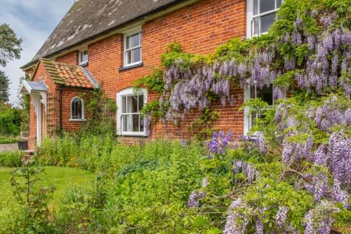 Cutbush Farm House