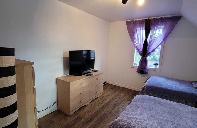 Cute 1-bedroom apartment with AC and WiFi in charming Edmundston
