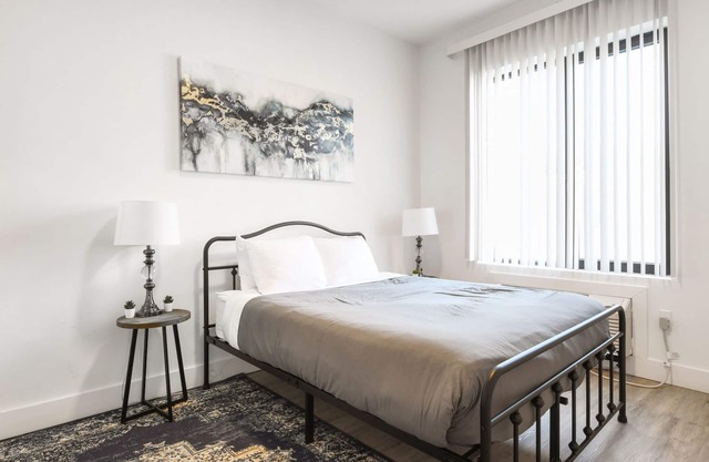 Cute 1BR next to EWR 5146