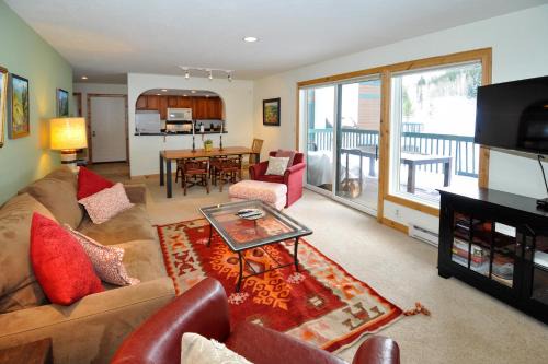 Lion Square Lodge South Vail 