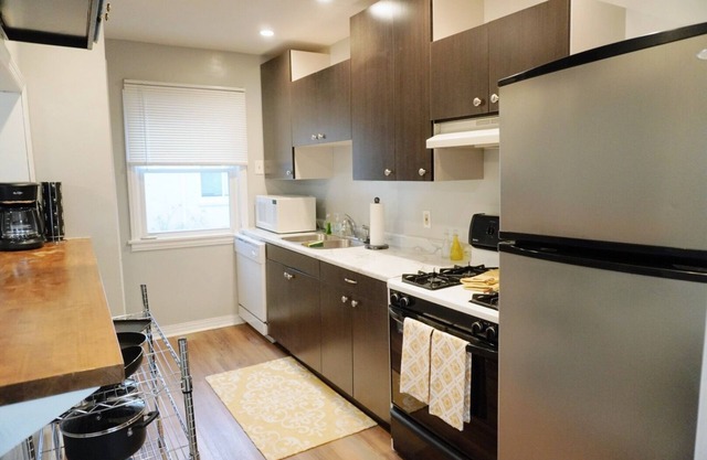 Cute 2-bedroom haven in the heart of Ypsilanti