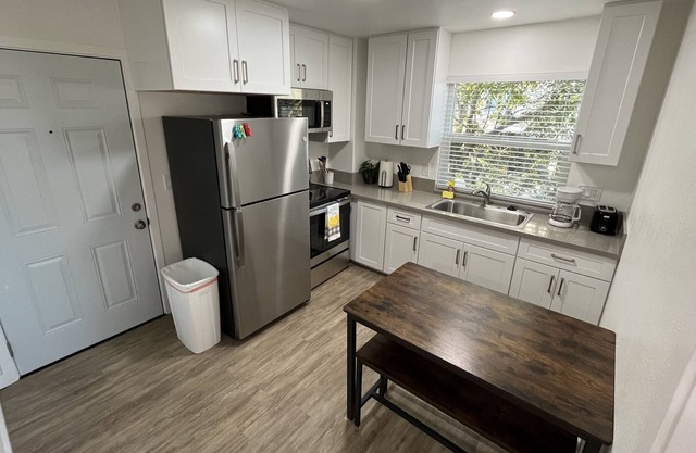 Cute 2 Bedroom in Nat'l City