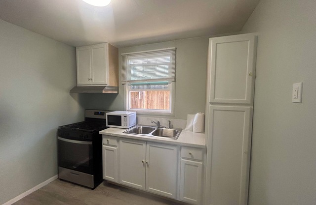 Cute Casita Close to the Border