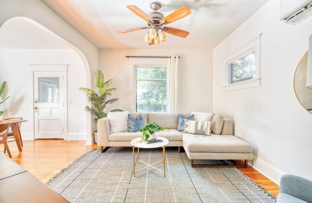 Cute & Comfortable Portland Home with 91 WalkScore