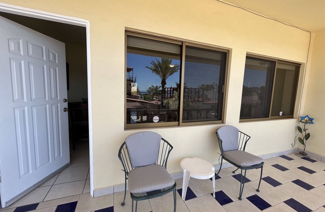 Cute & Cozy 1 Bedroom Apartment with Ocean View