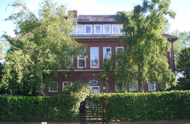 Cute, small apartment with a terrace just 50 meters from the beach - with parking!