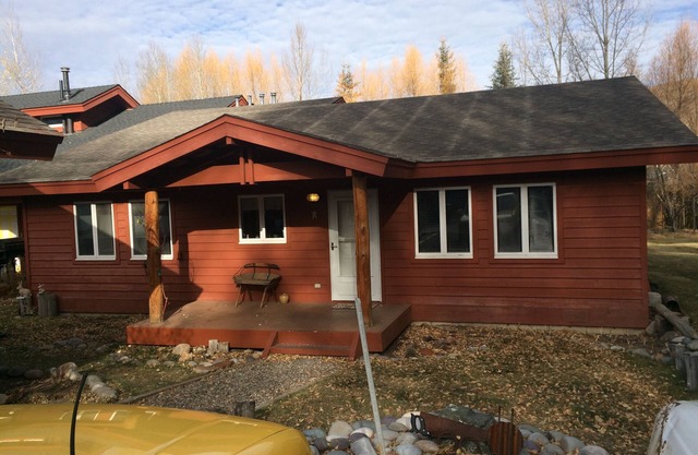 Cute Townhouse 20 minutes from JHMR