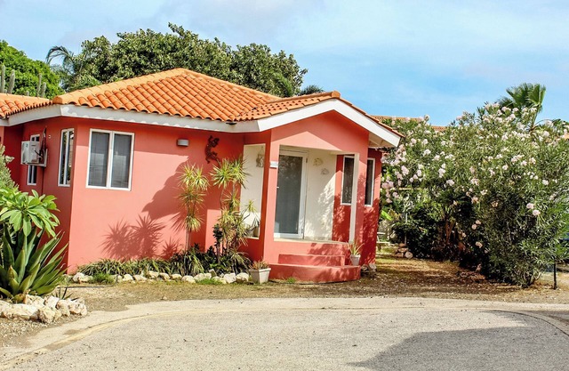 Cute Tropical House in the North East side of CUR