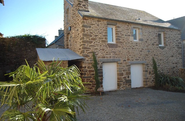 cypres close to st malo