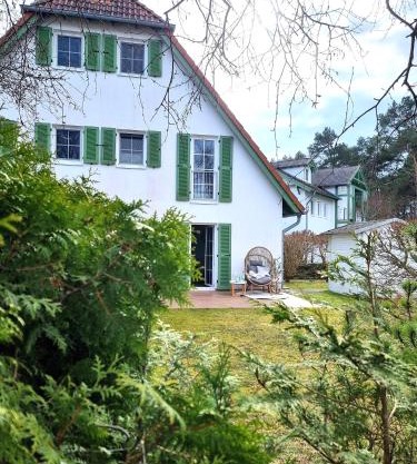 Düne 4 - Ferienunterkunft mit eigenem Garten in der beliebten Dünenresidenz - sanftes Meeresrauschen inklusive