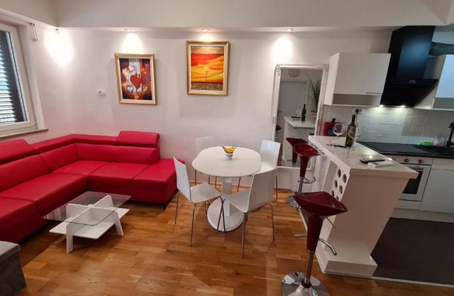 D&D Izola apartments