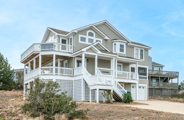 D2115 Shorehaven Too. Ocean Views, Rec Room; Convenient Beach Access!