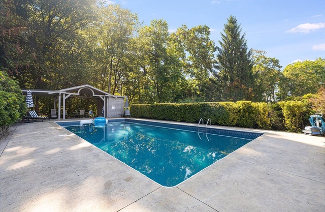 Daisy Farm | Pool, Hot Tub & Animals 🐴 + Biltmore Pass Near Asheville