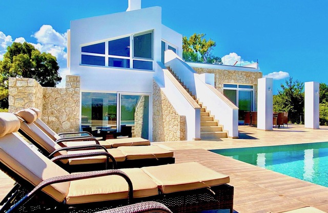 Danune Luxury Beachfront Villa with private pool
