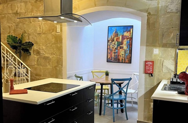Dar Il-Ħnejja | Character Home close to Valletta