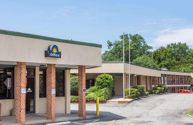 Days Inn by Wyndham Bedford