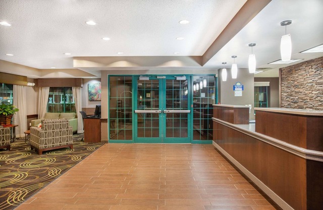 Days Inn by Wyndham Brewerton/Syracuse near Oneida Lake