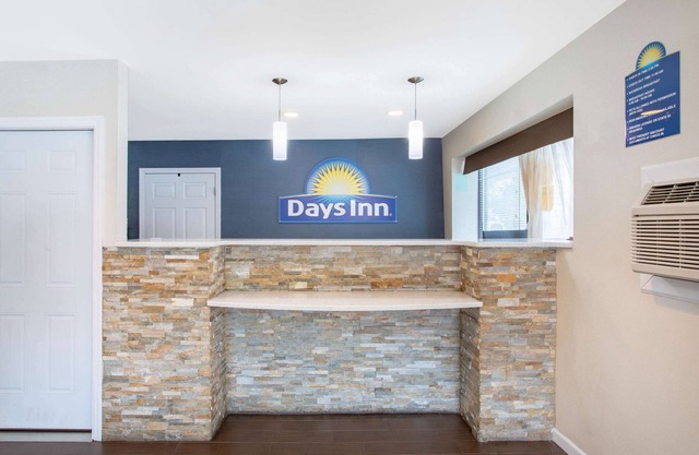 Days Inn by Wyndham Elmsford/White Plains