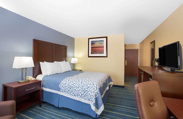 Days Inn by Wyndham Grand Island