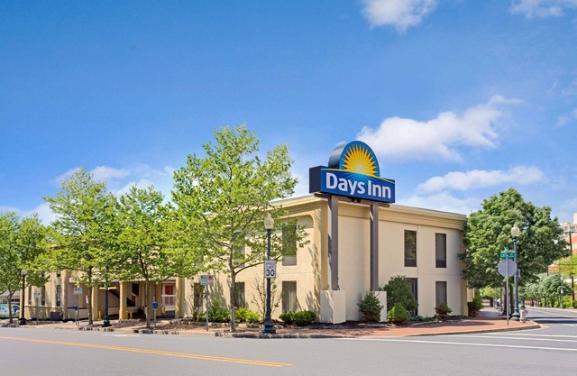 Days Inn by Wyndham Silver Spring