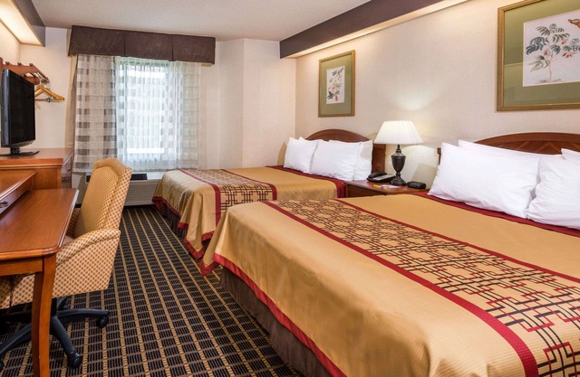 Days Inn by Wyndham Yadkinville