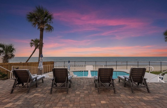 Daytona Oceanfront Luxury Villa w/Full a Private Beachfront Pool. Designer Home