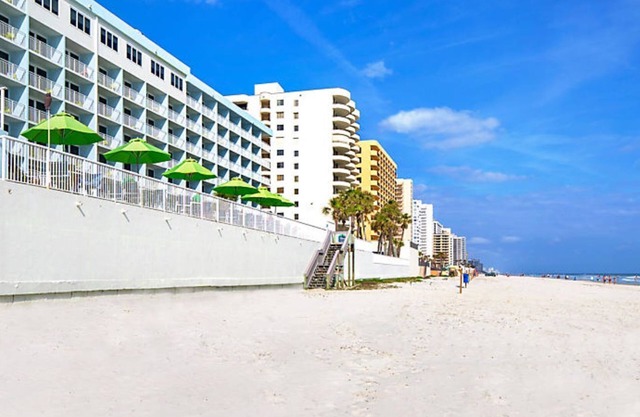 Daytona Seabreeze 1 bedroom oceanfront