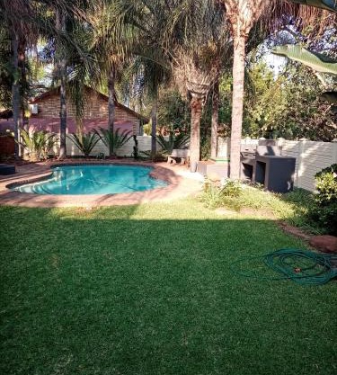 De la Rose Guesthouse
