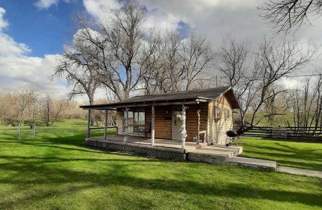 Deer Creek Pony Express Cabin