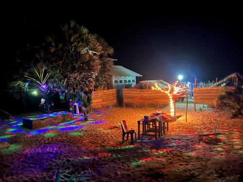 Delft Jeyam Resorts