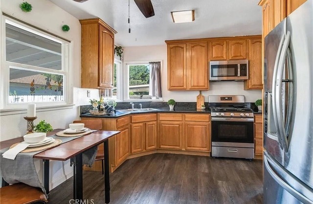 Delightful 3-bedroom house with WiFi in San Bernardino