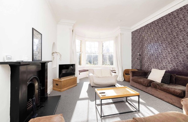 Delightful Flat with Parking