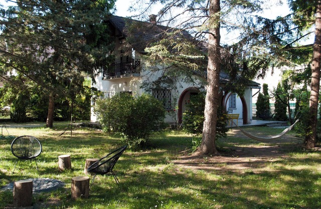 Delightful house surrounded by old pine trees in Siófok at the lake with AC,WiFi