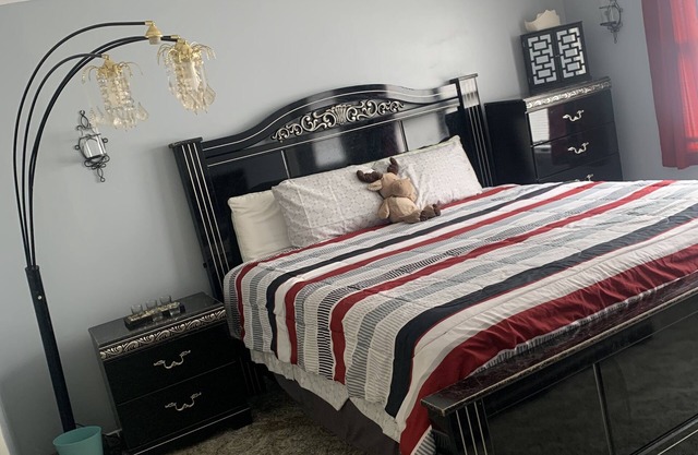 Delightful Pvt Rooms.by Great Northern Mall